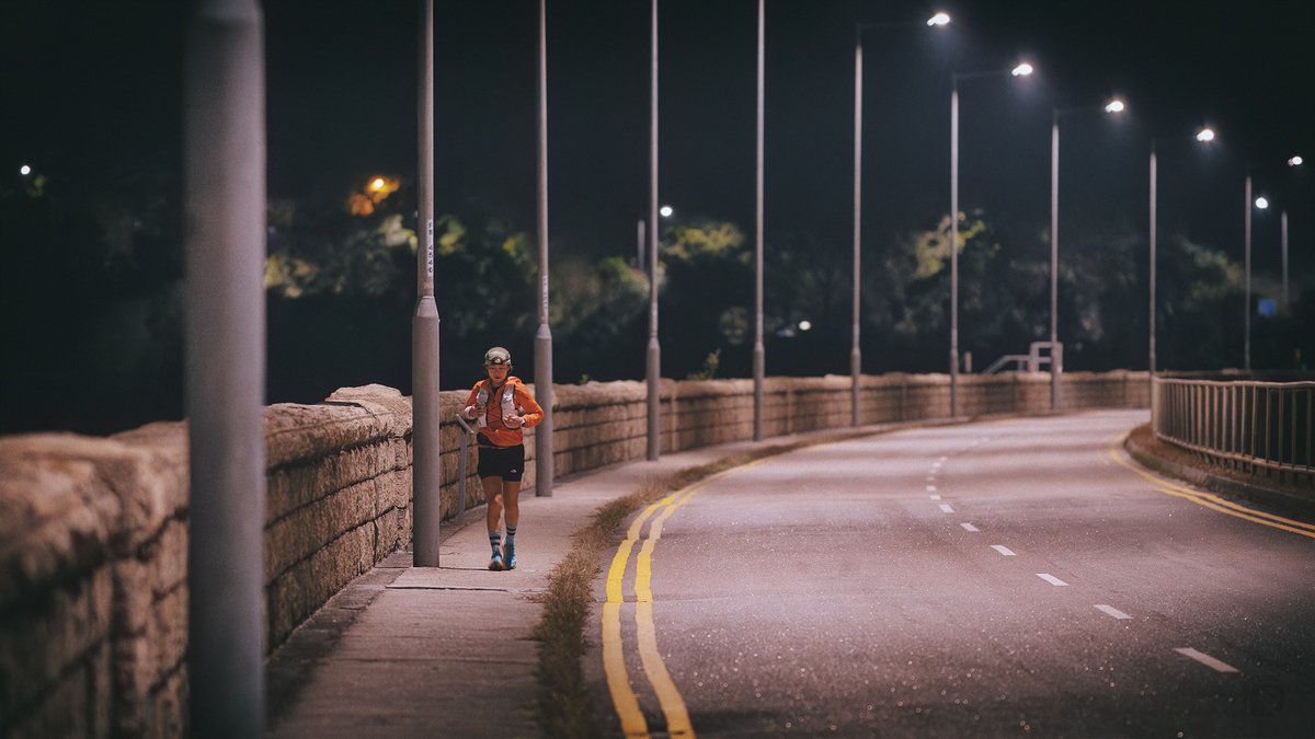 Night Runner

   #uhkphoto #dcfever #explorehongkong #picsofhk #timeouthk #getreadyhk #awesomehongkong #discoverhongkong #streetphoto #streetphotography #hkstreet #夜繽紛 #HK4TUC #四徑 #夜跑 #nightrunner