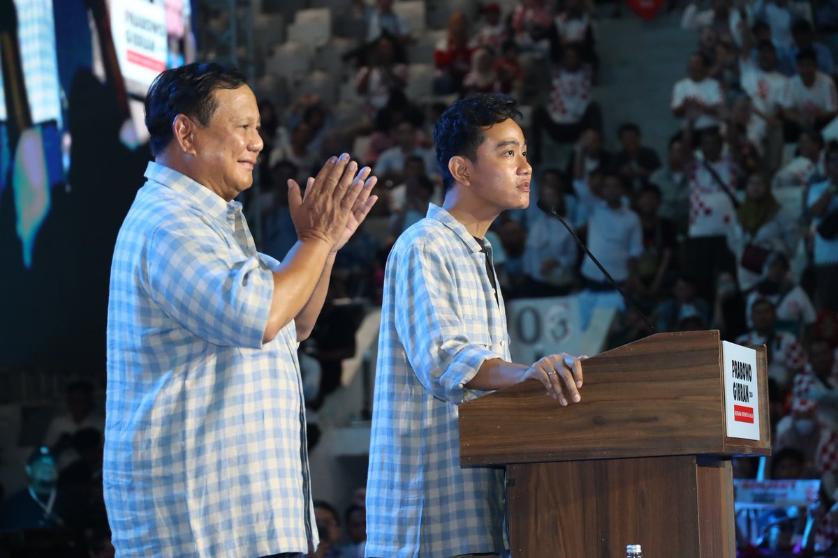 th_sitie's tweet photo. Aku hanya ingin menyampaikan Selamat 02, Pak Prabowo Dan Mas Gibran Satukali Putaran ituh nyata.
#02MenangMutlak1PTRN https://t.co/DyptWH4zj4