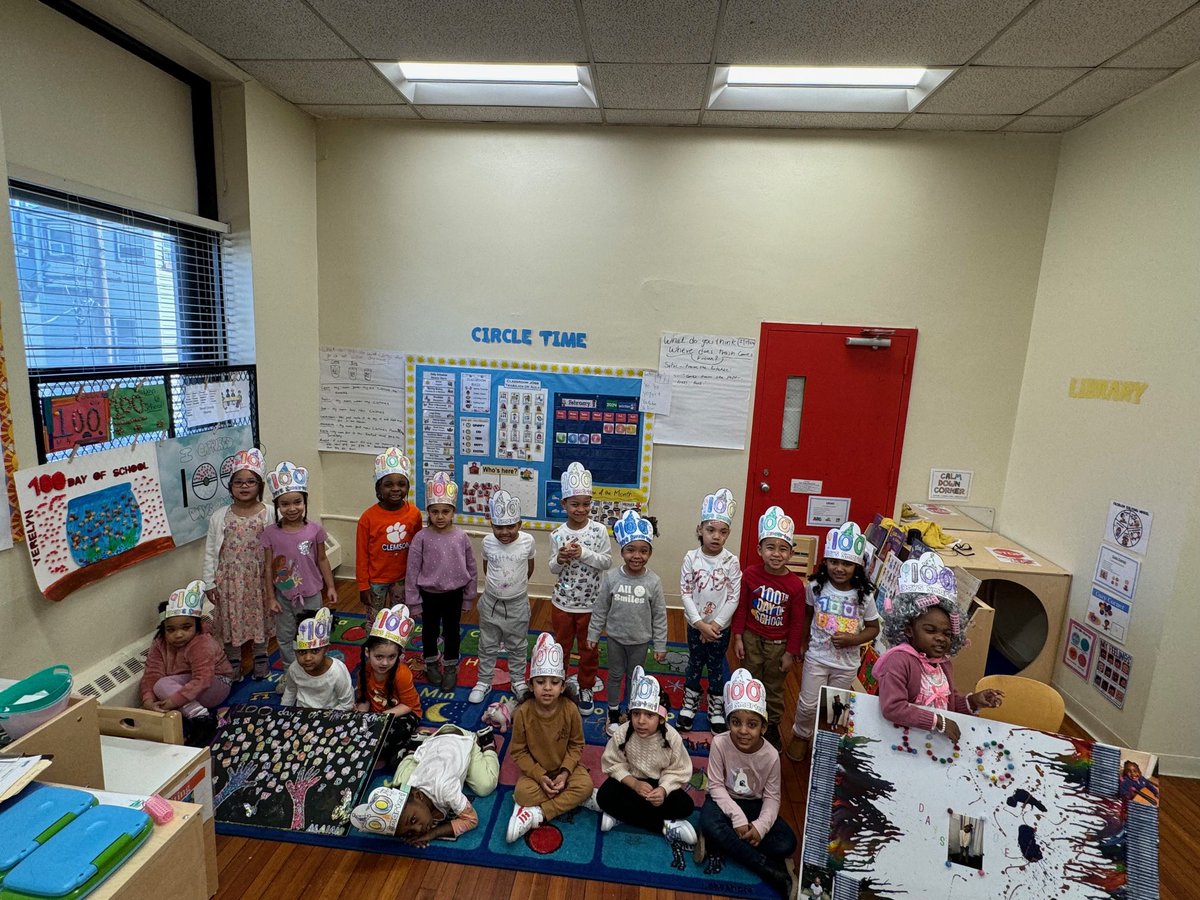 khccnyc's tweet photo. Look at these cute faces🤩 Friday was our students 100th day of school! Congrats guys, keep up the great work! 😌 

#KHCC #khccares #khccelebrates50 #Bronx https://t.co/MpBWrfvNd1