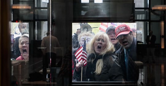 TrumpkinAnalyst's tweet photo. @AbdulWa14530231 @bennyjohnson Another MAGA zombie^^^ https://t.co/50dcQJmyUk
