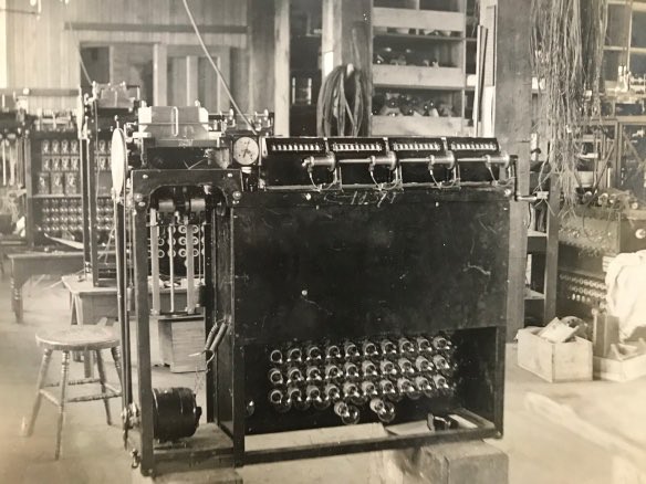 100YearsAgoLive's tweet photo. The Computing-Tabulating-Recording Company (CTR) renames itself the International Business Machines Corporation, or IBM. https://t.co/EzVHup4IRi