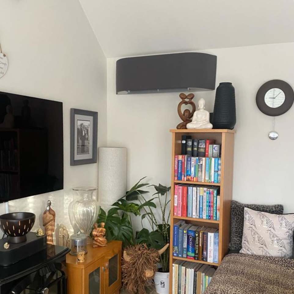infinityenergy0's tweet photo. Our HVAC team did a fantastic job installing 4 of these beautiful and fully customizable Toshiba Haori units. Treat your household to a bespoke air conditioning system right on time for spring and summer. 
Get in touch today for a free consultation
#toshiba #toshibahaori https://t.co/kRP5Rz35hy