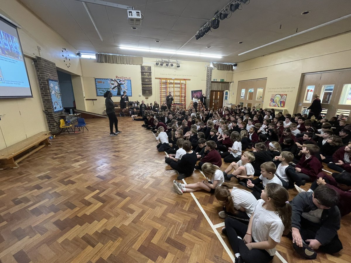 We had an incredible morning with GB 400m runner Victoria Ohuruogu! We learned so much about patience and perseverance and how it has helped her in her running career! Thank you @sportsfs for organising this for us!