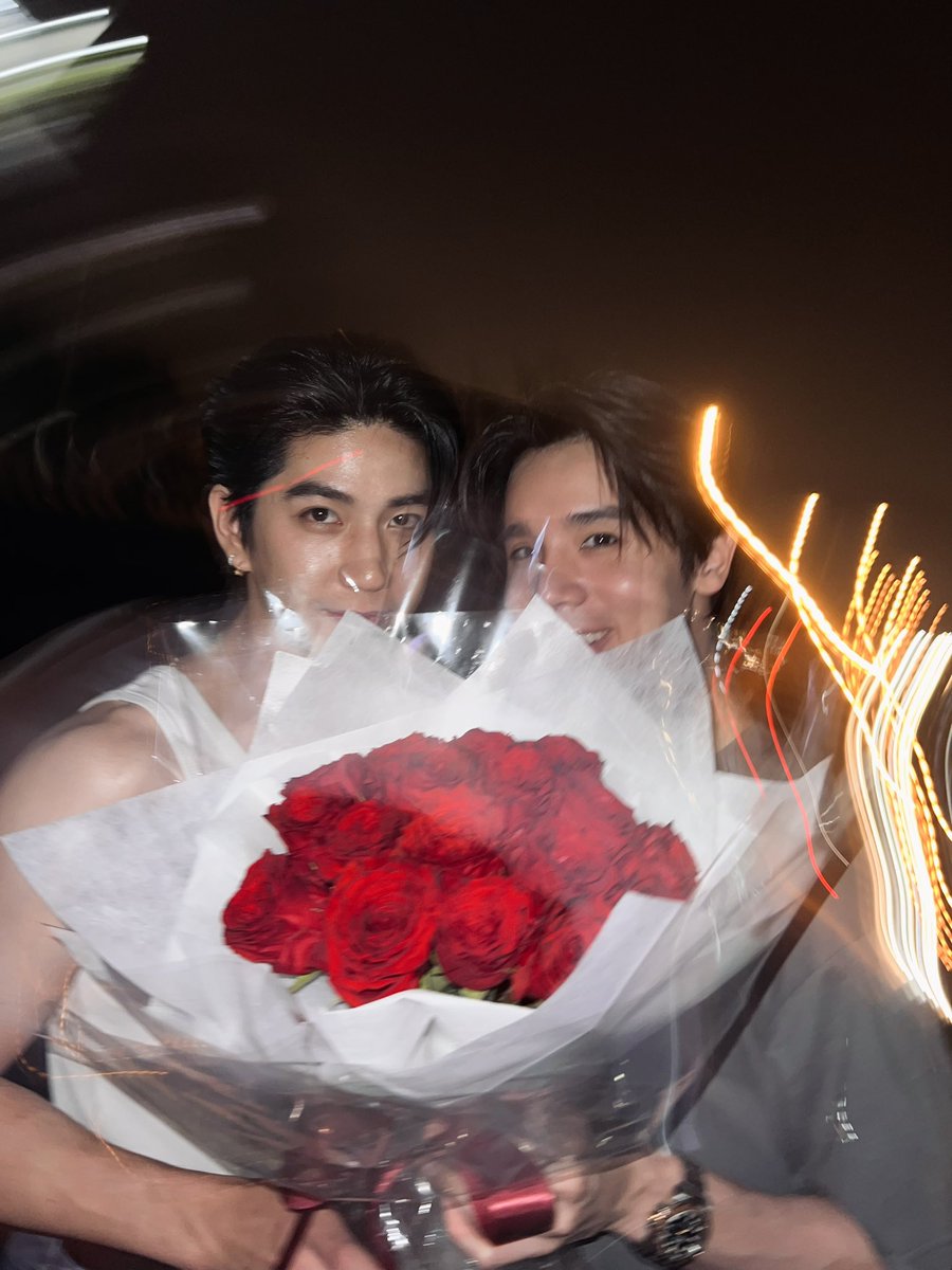 เชฟหมอก (jimmyyjp) 👨🏻🍳 (P’Mhok) (@jimmyyjp_) on Twitter photo 🌹 🌹