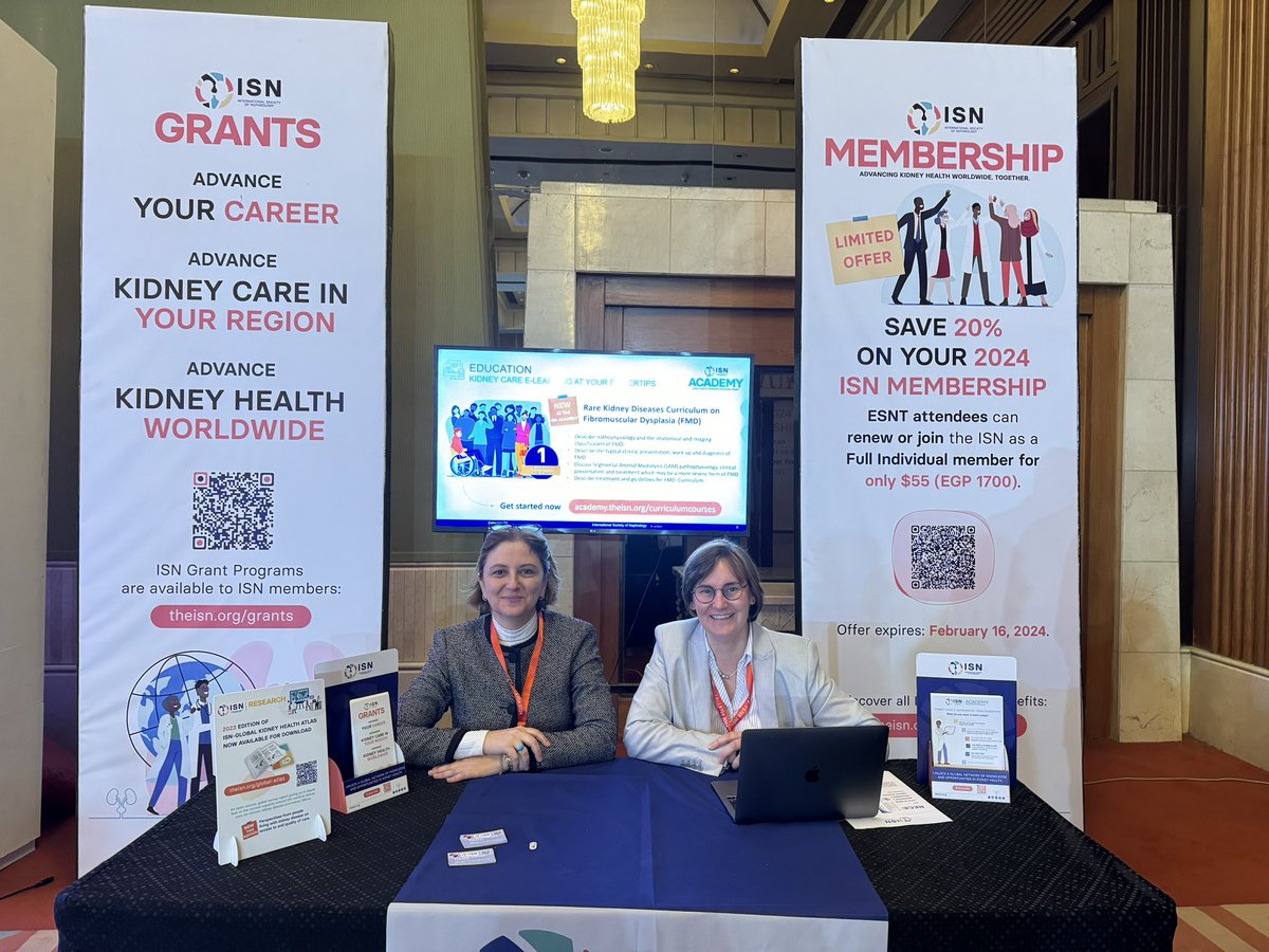 _SophieDupuis's tweet photo. Lots of enthusiasm, and wonderful visits at the @ISNkidneycare booth in @ESNT_Egy conference 🤩🤩 https://t.co/2LL68TZ2lg