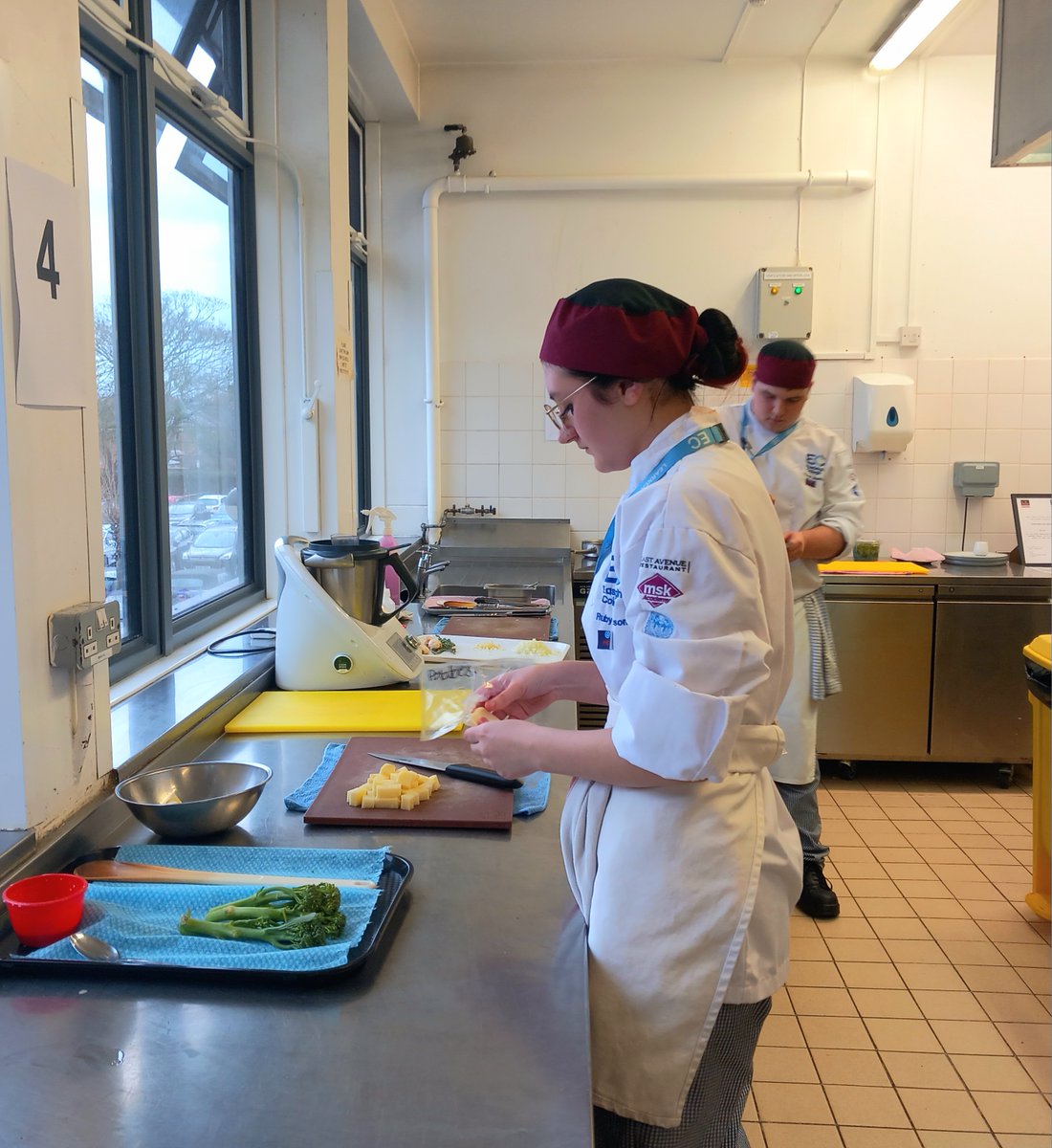 A huge congratulations to our hospitality students who won 2 merits, 4 bronze, 7 silver, 4 gold, and 1 best in class for The 2024 @MajorInt Culinary Challenge Competition we hosted last week in conjunction with The @Craft_Guild