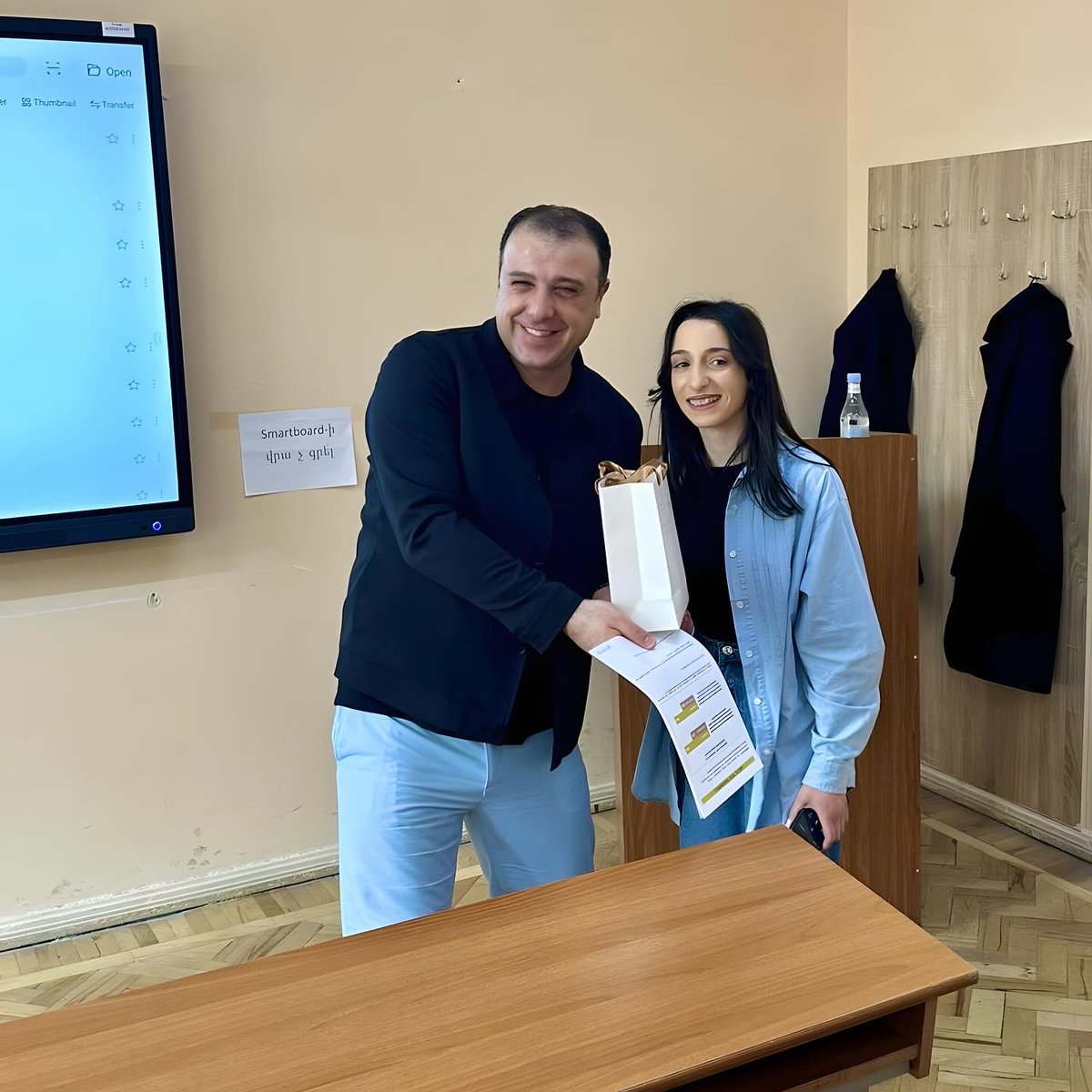 evinaux's tweet photo. Thrilled to have our CEO, @ashotsargis share his expertise as a visiting lecturer at Yerevan State University! 

🎓 He engaged with the bright minds of the HRM Masters YSU program to discuss the essential role of communication in management.
#EVINAUX #management #HR https://t.co/uUjt5UK8ml