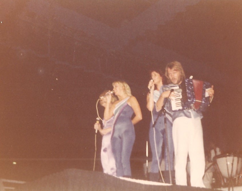 RunningManLNK's tweet image. I participated in a couple of Zoom meetings with Rogan Productions in the UK for an upcoming ABBA documentary &amp;amp; contributed some material from 1979.  Pics are from Seattle, Portland, San Diego &amp;amp; Boston.
#ABBA #abbathemuseum #ABBAVoyage

bbc.com/mediacentre/20…