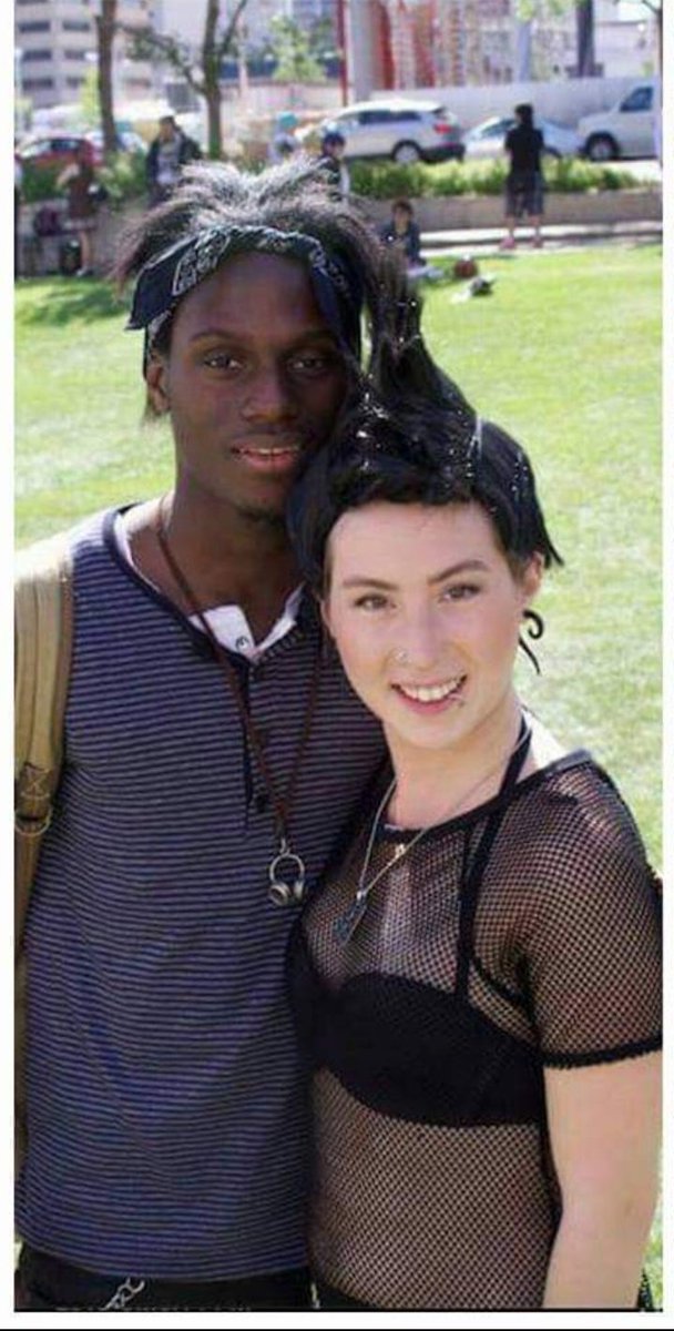 SoundsLikePAUSE's tweet photo. How it started vs How it's going. Blessed to be spending my 8th Valentine's Day with this beautiful woman. https://t.co/nMAjOdJalG