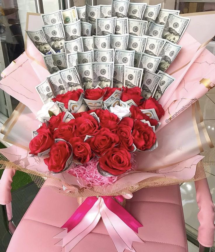 katkelevra's tweet photo. This is the bouquet I like my love 🥰 https://t.co/V9uqVeRg5V