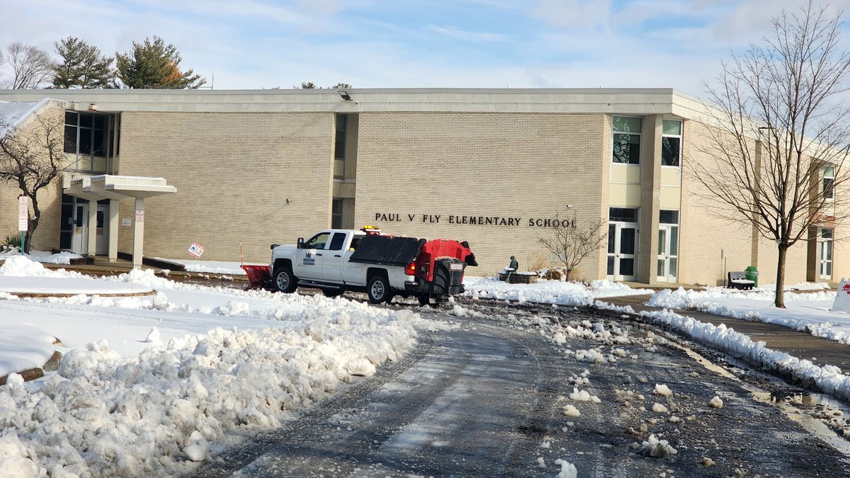 NASD_Operations's tweet image. Our NASD Operations team doesn't stop working just because our staff and students go virtual!

#NASDProud
#BeTheLeader
#LeadingTheWay