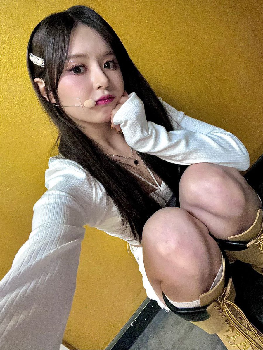 euarchived's tweet photo. fancafe update https://t.co/HeRyViNf1n