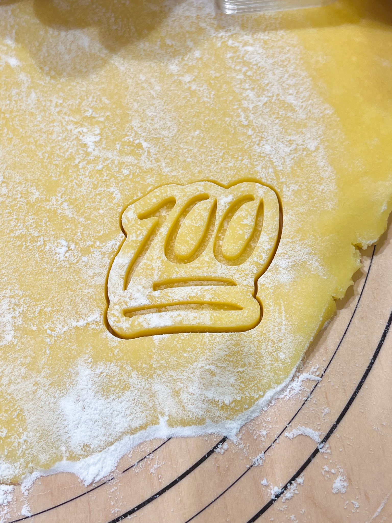 確認(⌯¤̴̶̷̀ω¤̴̶̷́)✧✩.*˚ What error is this on Windows 11 , pops up while shutdown