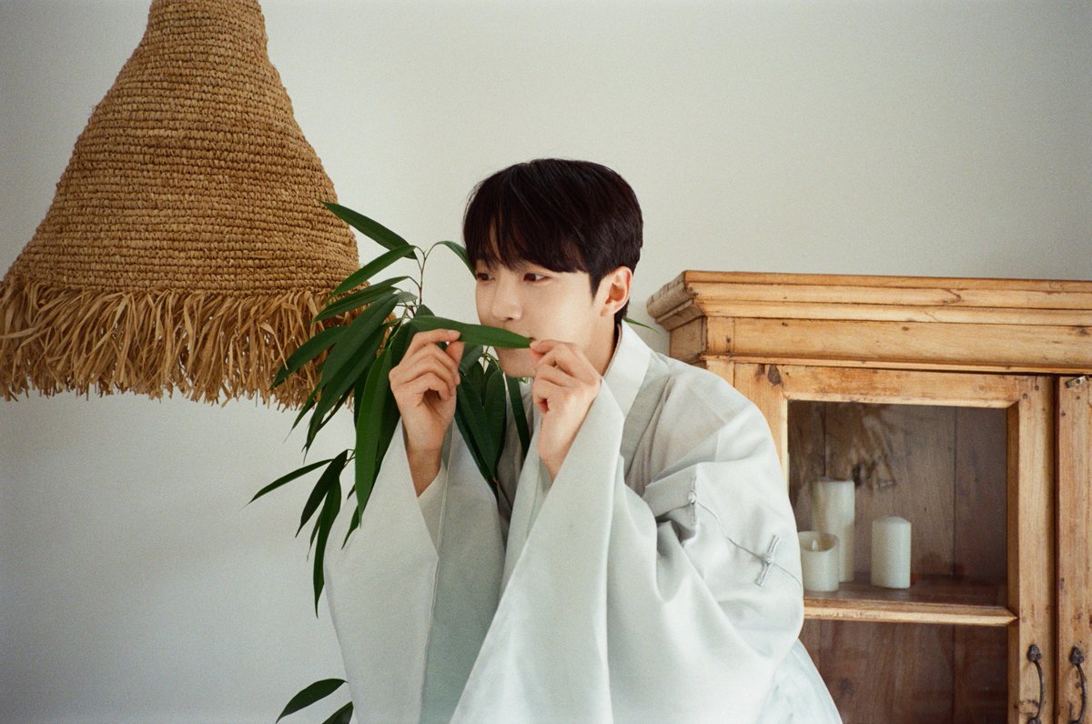 yyyein_n's tweet photo. [BEHIND🎞️]
𝙃𝙖𝙥𝙥𝙮 𝙑𝙖𝙡𝙚𝙣𝙩𝙞𝙣𝙚'𝙨 𝘿𝙖𝙮🍫💘

#선율 #SUNYOUL #선예인 https://t.co/rDbV1uavRS