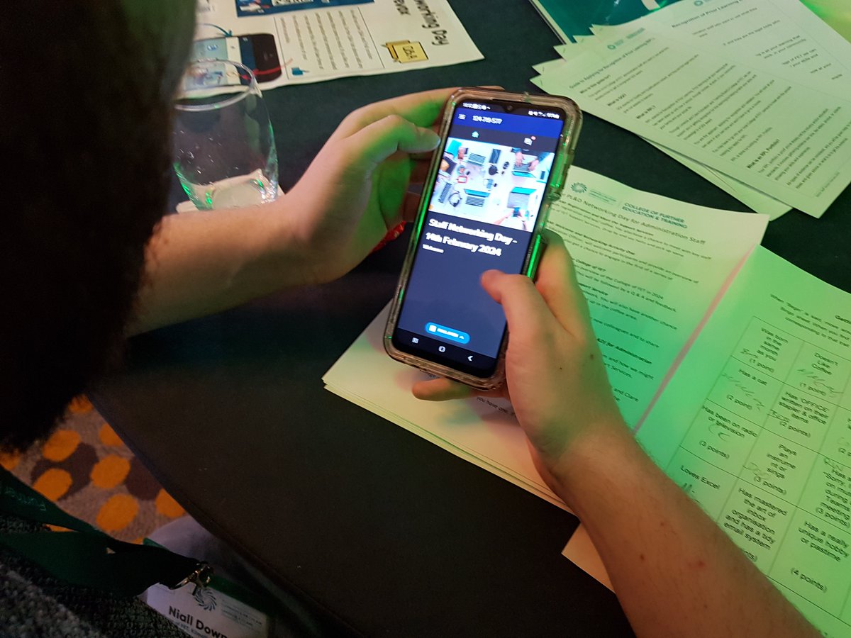 LimClareETB_TEL's tweet photo. @PaulPatLCETB @LimClareETB_FET Great conversations and interactivity at today's event facilitated by our lovely TEL tool @VevoxApp. #ThisIsFET https://t.co/rB6MGXISgn