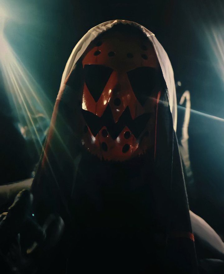 Vendredi on aura ENFIN le droit au nouvel album de cet Homme ! 🎃
