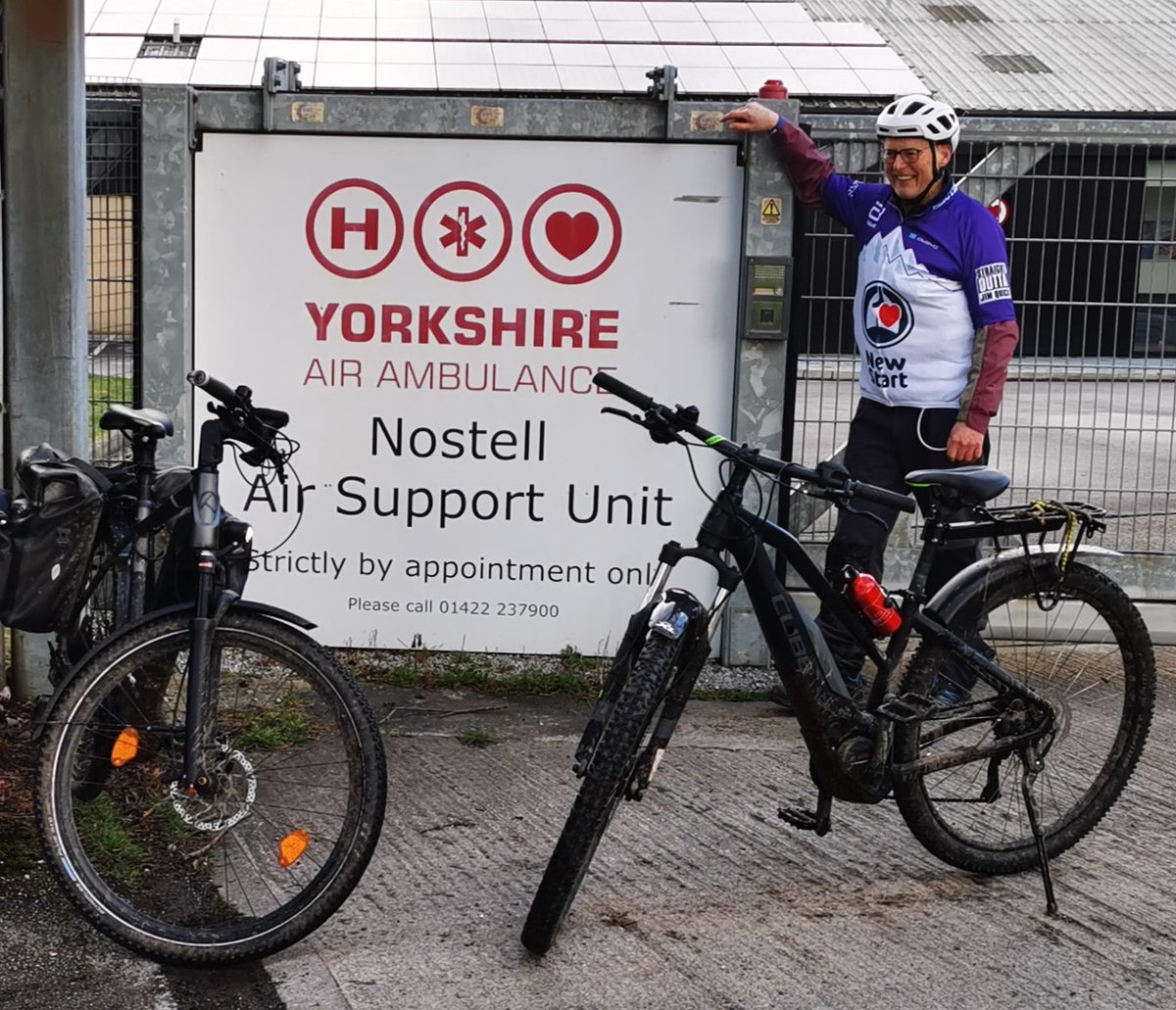 Here's Crank Hugh putting our new donated CUBE ACID HYBRID ebike (thanks again Tim) through its paces 5 miles in to our ‘Wonders of Wakefield’ route, the muddy tracks from Angler’s CP to Nostell Priory were now behind him but he had no idea of what the route ahead had in store!