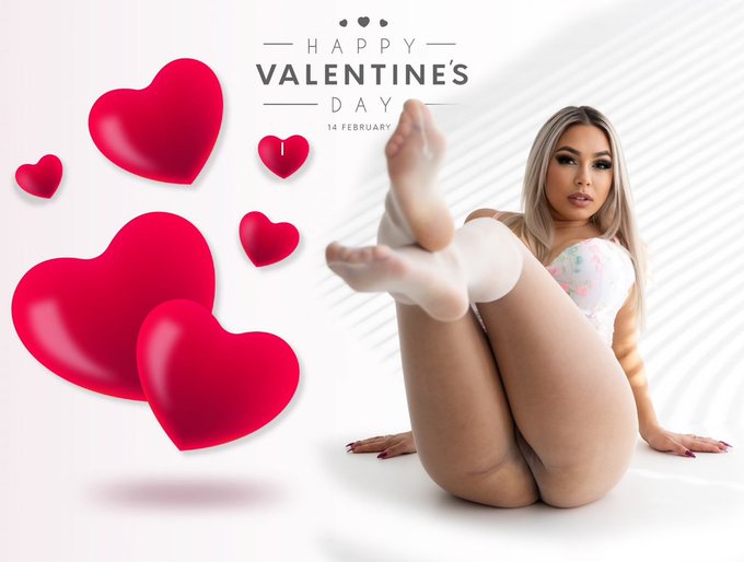 Happy V Day 💕 https://t.co/hhKyA6SVcc<a href="/tag/novaprofilovafotka"class="tags"><span>#novaprofilovafotka</span></a>