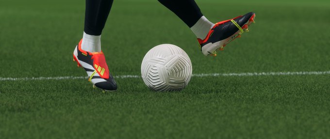 FIFAFaces4's tweet photo. @EASFCDirect @EA @EASPORTS - EA 24 Boots Quality (Colors+Textures+Details) should be much better in 21 Century :) It's EA 24 not FIFA 2014. C'mon!

Take a look how PRO MODDERS do it right!
@boot_artisan vs @EASPORTSFC https://t.co/3BXXfEGWQI