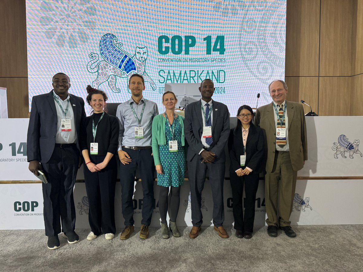 Vogelwarte_scie's tweet photo. "Nature knows no borders" is the slogan of #COP14. The Swiss Ornithological Institute is present and advocates for migratory landbirds and their safe journey between continents. #ornithology https://t.co/0AMurJKLMp