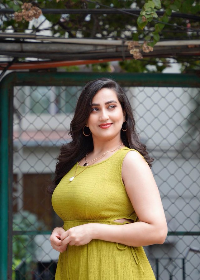 GGTDRXhXoAAUF1-?format=jpg&name=900x900