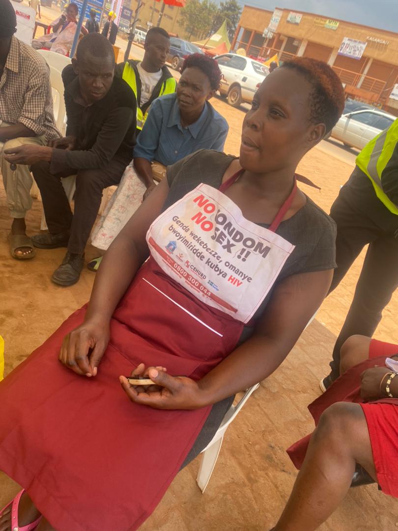 CWakiso's tweet photo. On this day of love, we're distributing materials with information on HIV prevention and providing HIV testing and screening services as part of our #NoCondomNoSex campaign at Kasangati Market.
#CommunityHealth
#JASProgramme https://t.co/QGbFbf4nTq