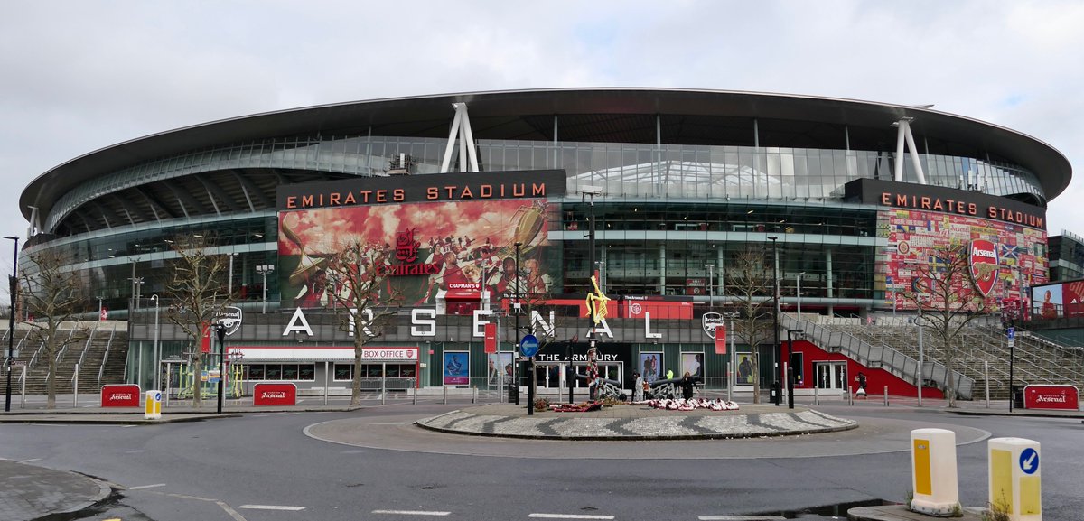 nice Arsenal Emirates Stadium in #London @visitlondon @Arsenal @ArsenalFC #arsenal #arsenalfc #emiratesstadium #football #footballstadium