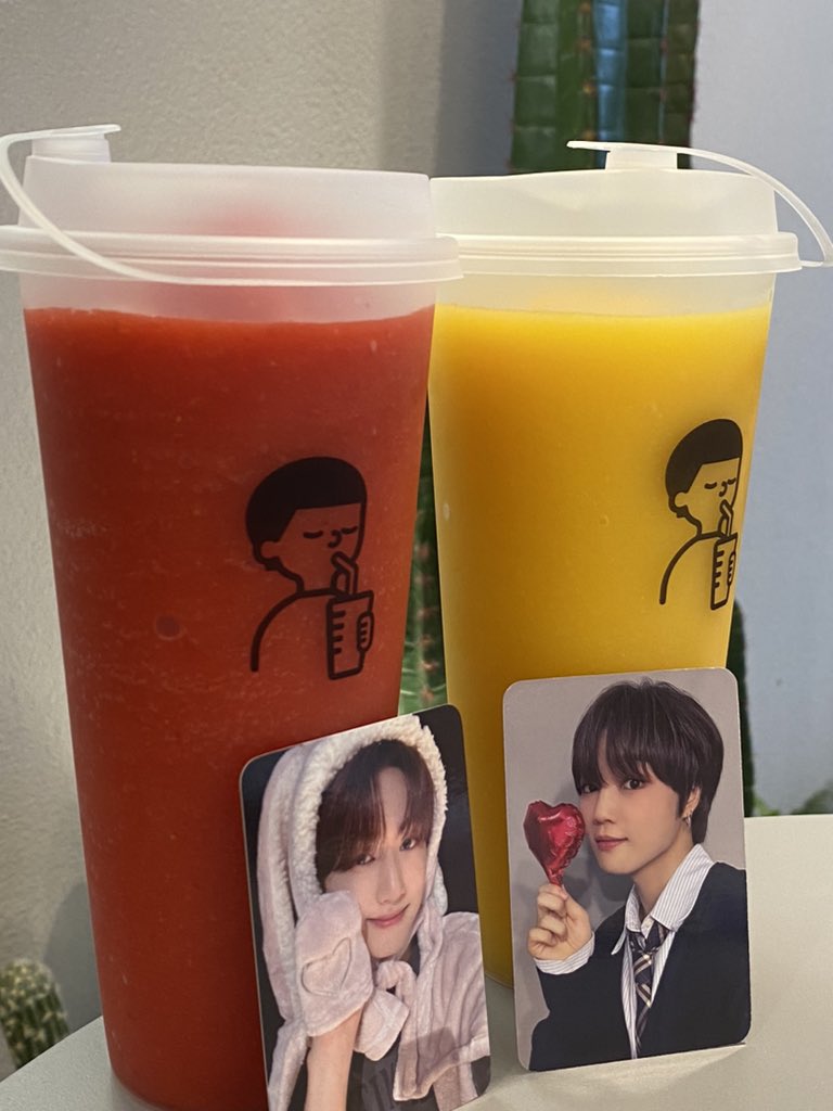 #옴묭묭으노

with @les_mbestie