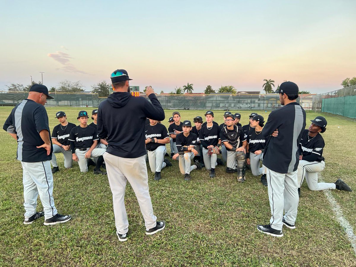 OropesaBaseball's tweet photo. Came out hot this pre season. 10-8 W π¦
#fhsaa #gmac #miamidade #maxreps #perfectgame #HSBB #baseball #njcaa #naia #ncaa https://t.co/i272JCoyit