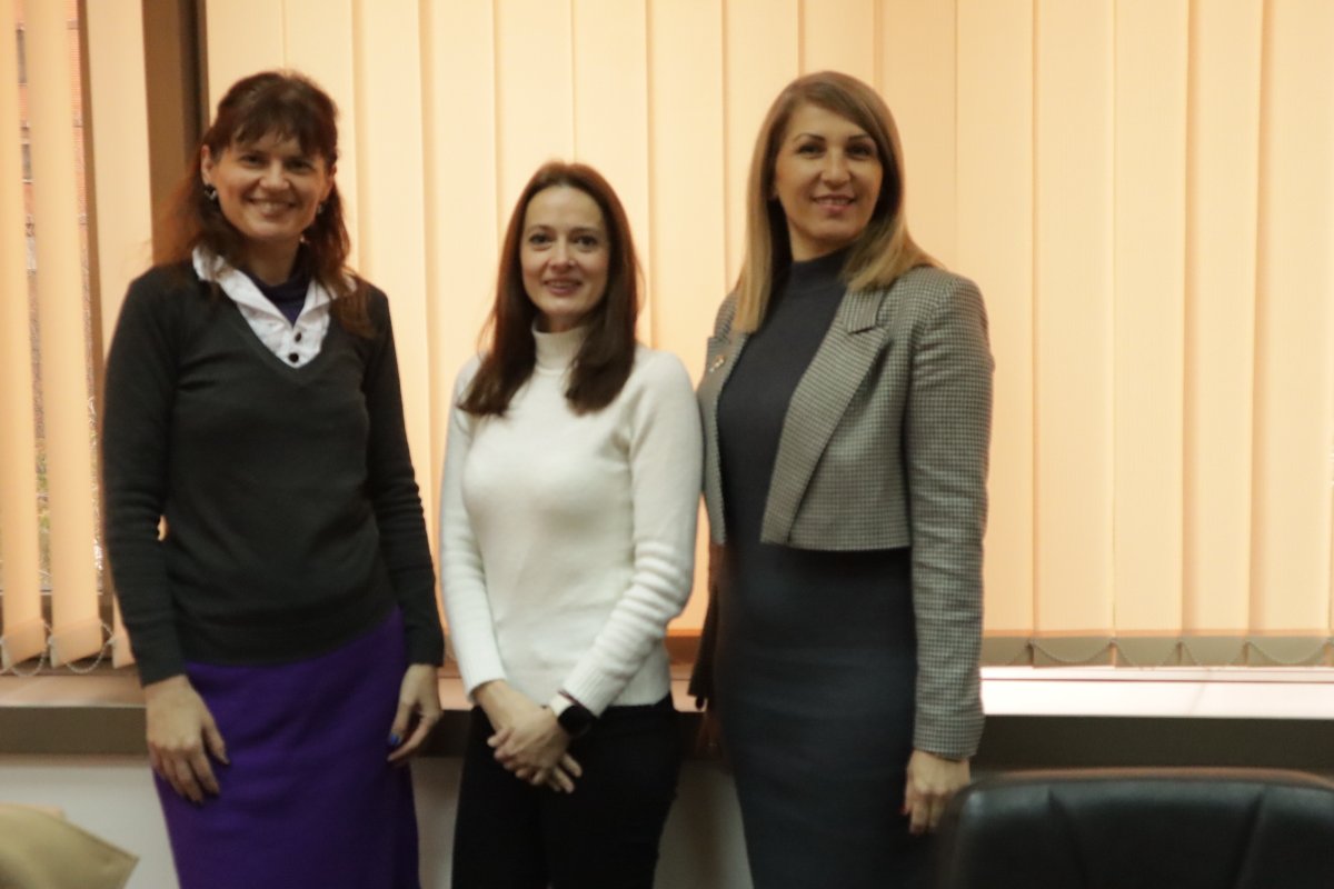 11. februara obeležen Međunarodni dan žena i devojaka u nauci
Razlog više da Olga Petrović, pripadnica naučnog ekosistema u Srbiji poseti Institut.
Jer ISS podstiče integraciju žena predstavnica svih zainteresovanih strana u aktivnosti standardizacije.
bit.ly/42BNf3D