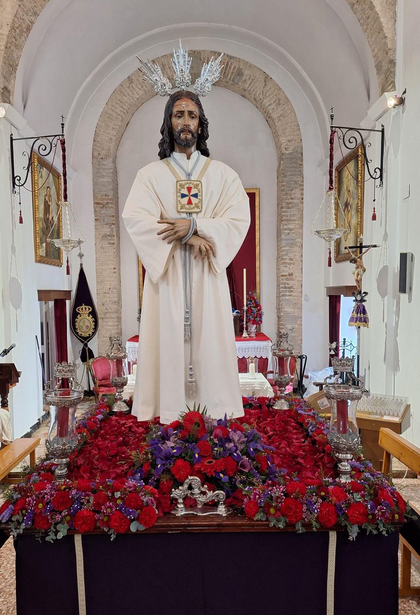𝓕𝓮𝓵𝓲𝔃 𝓶𝓲𝓮𝓻𝓬𝓸𝓵𝓮𝓼 𝓭𝓮 𝓬𝓮𝓷𝓲𝔃𝓪.

Hoy solemne traslado de Nuestro Padre Jesús Cautivo a la Parroquia, a partir de las 20:30 horas.