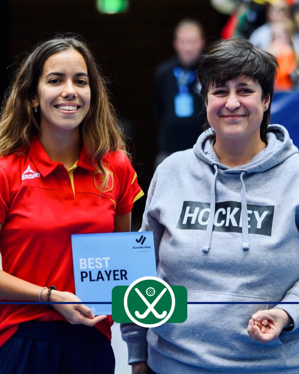 🏆 <a href="/bertaagullo/">Bertt Agullo</a>, ¡mejor jugadora del Europeo de hockey sala! 🏑

Desde el Club le damos la enhorabuena a Berta y extendemos la felicitación a la selección por su gran participación en el torneo 👏

🌐 tinyurl.com/mvp-hockey-sala

<a href="/CCVMDHF/">Club de Campo DHF</a>  <a href="/rfe_hockey/">RFEH Hockey</a> 
#hockey #CCVM #SomoslaV #VamosV