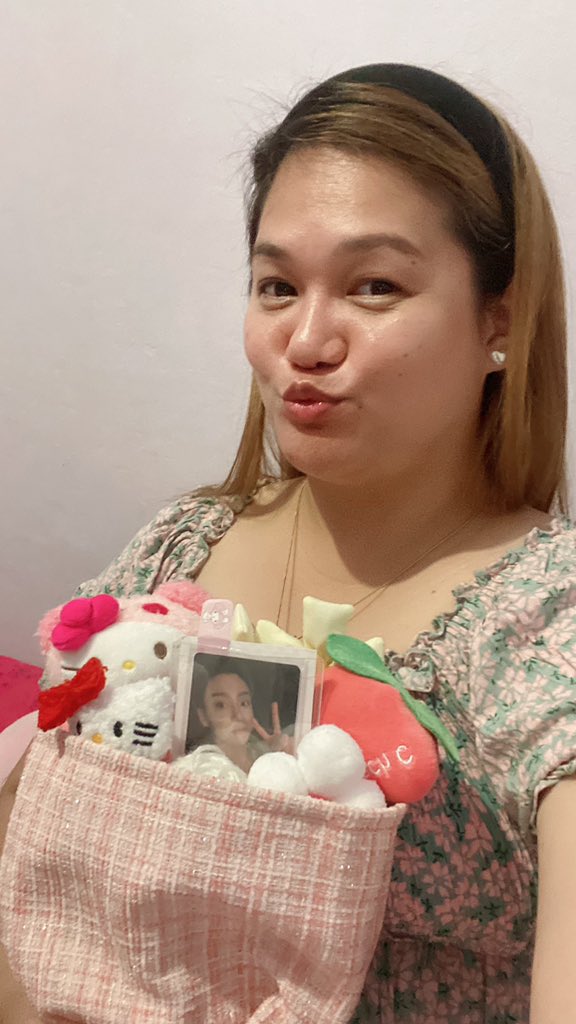 sherizza's tweet photo. Happy Valentines day!!!💜🩷 https://t.co/rko9HgeMJN