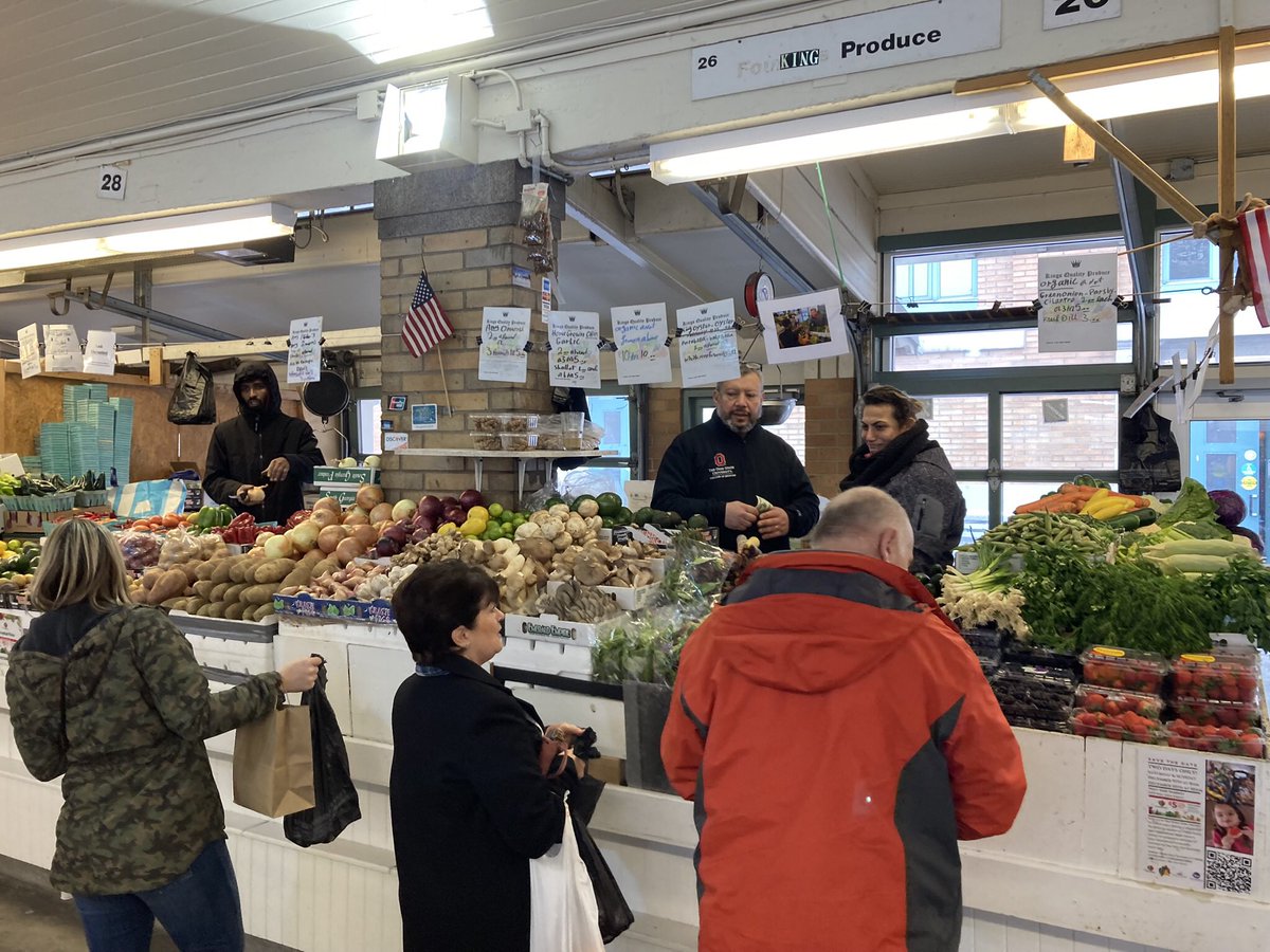 SkrticX's tweet photo. This month, King Quality Produce celebrates 40 years at the @WestSideMarket. It's always a joy to see Aimam Ebrahim, Maha Mikhael, &amp; Mikhael Ebrahim engaging with shoppers, offering fantastic deals on fruits and vegetables. Congratulations to the family on this amazing milestone. https://t.co/wYmI1CfkQ3