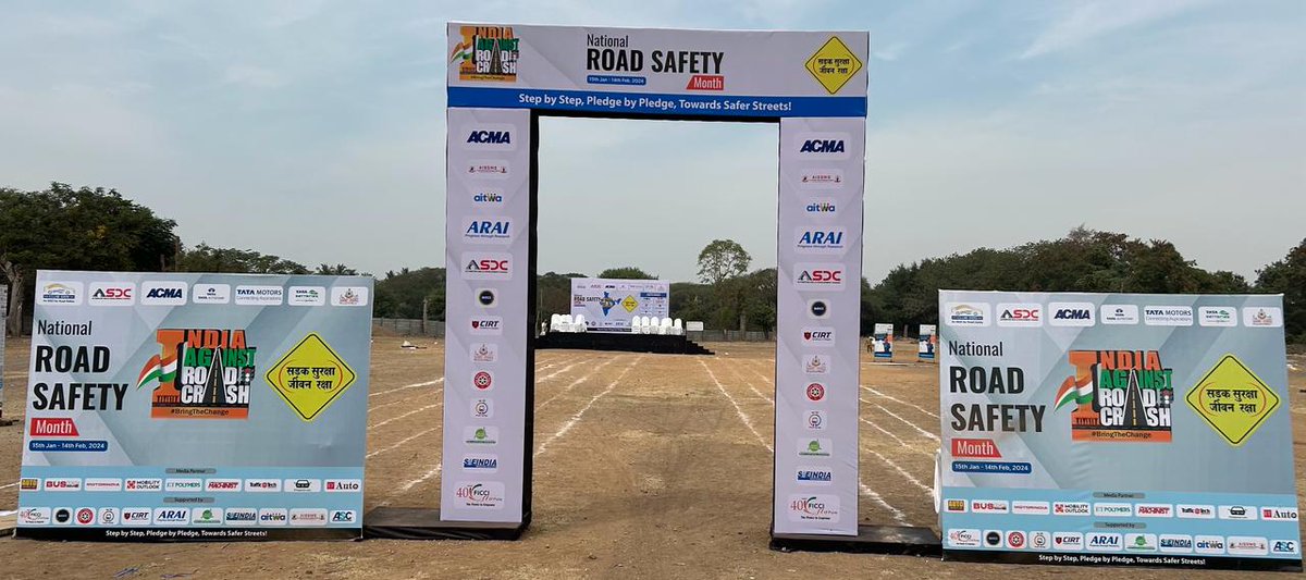ClubD2S's tweet photo. Let's step up, #Pune! The #IARC2024 #Walkathon is kicking off soon! Join us as we stride together for #RoadSafety and ignite a movement for change!
#StaySafeDriveSmart #HelmetSafety #NationalRoadSafetyMonth #WalkForSafety https://t.co/MK7DwzUxkw