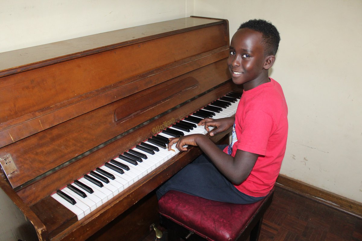 The benefits of teaching children music and musical instruments 
Why children need to learn music is a common question that always arises in the world of music, and in this article, we will try to give some of the benefits associated with children learning musical instruments.