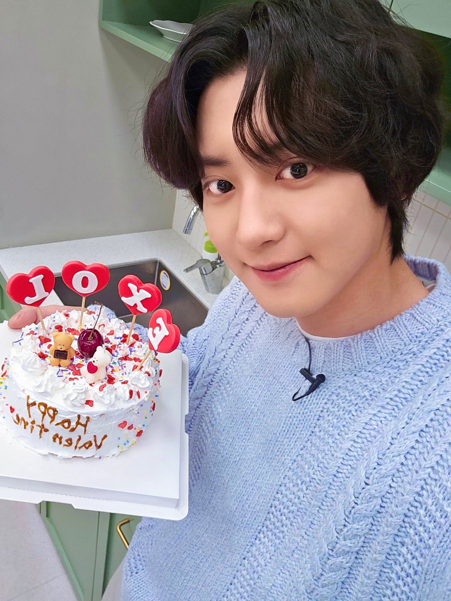 EXO-L Happy Valentine's Day~❣️🎂❣️

#CHANYEOL #찬열
#EXO #엑소 #weareoneEXO