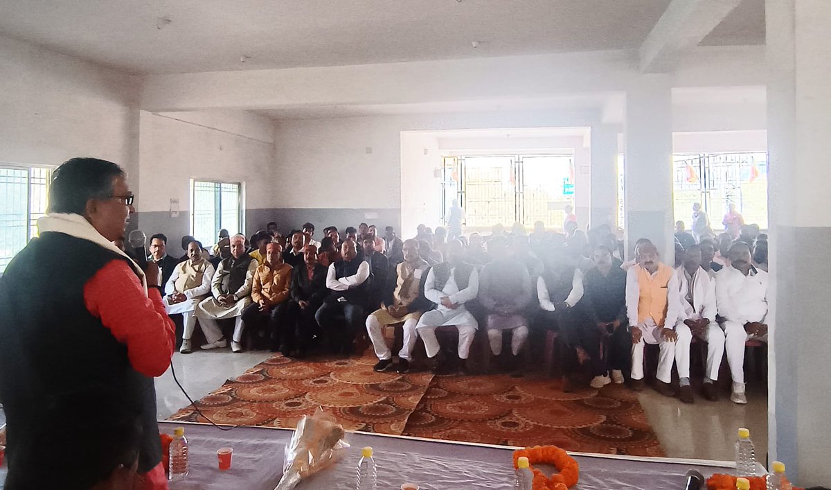 RakeshPrasadBJP's tweet photo. भारतीय जनता पार्टी, हजारीबाग लोकसभा क्षेत्र के चुनाव कार्यालय का आज उद्घाटन  "विजय संकल्प" के साथ संपन्न हुआ। जिसमें मा. सांसद श्री @jayantsinha जी, मा. विधायक द्वय  श्री @JPBPatelMLA जी, श्री @Manishjhzb जी, पूर्व विधायक श्री मनोज यादव जी एवं अन्य वरिष्ठ नेता गण के साथ शामिल हुआ। 

@BJP4India @BJP4Jharkhand
