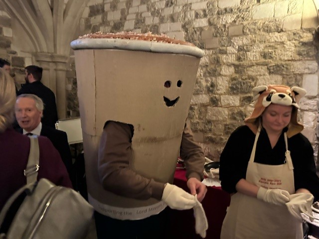 WheelwrightsWC's tweet photo. PANCAKE RACE 2024: Every Shrove Tuesday, dozens of Livery members split into teams and race around Guildhall Yard for the Inter-Livery Pancake Race hosted by the Worshipful Company of Poulters
📸 Gerry Edwards

#pancake #livery #london https://t.co/YOc05nfOFT