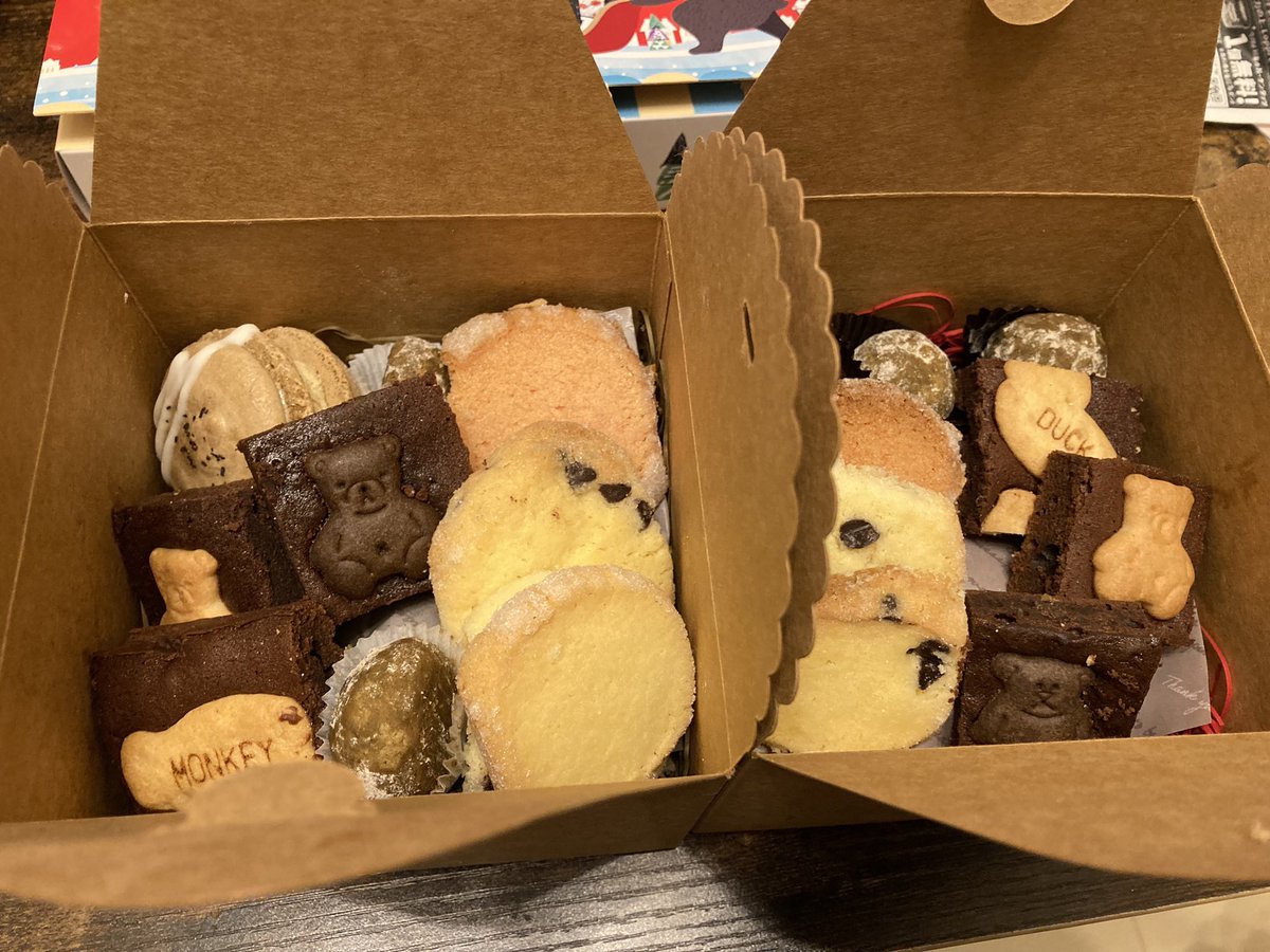 Hughes_Mearns's tweet photo. 素敵なバレンタインの贈り物をいただきました🎁
美味しかったです https://t.co/Mq4LLPyUyc
