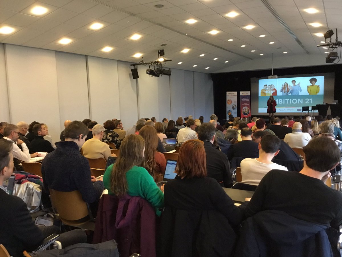 Réunion des permanents de la DRANE de l'<a href="/acnancymetz/">Académie de Nancy-Metz</a>, des accompagnateurs de proximité, des coordonnateurs des laboratoires numériques et des interlocuteurs académiques au #numérique autour du projet de persévérance scolaire #Ambition21.
#ÉcoleNumérique
#NumériqueÉducatif