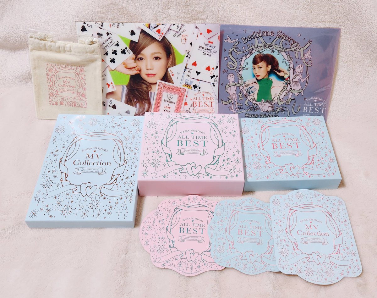 kanayan__0711's tweet image. やっと全部揃った〜🫶🏻✨
本当にずっと楽しみにしてた😭
改めて15周年おめでとう💐

カナやんが本当に本当に大好き🩷🩵

#ALLTIMEBEST
#MVCollection
#西野カナ15周年 
#西野カナ