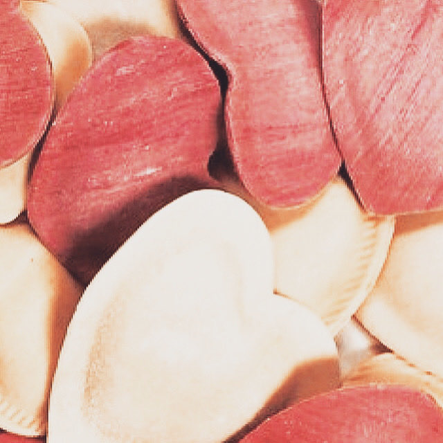 onlypastainc's tweet photo. Happy Valentine’s Day❤️❤️ don’t forget to pick up our ricotta cheese and spinach heart shaped ravioli today!!! https://t.co/U1Ur8WCY9q