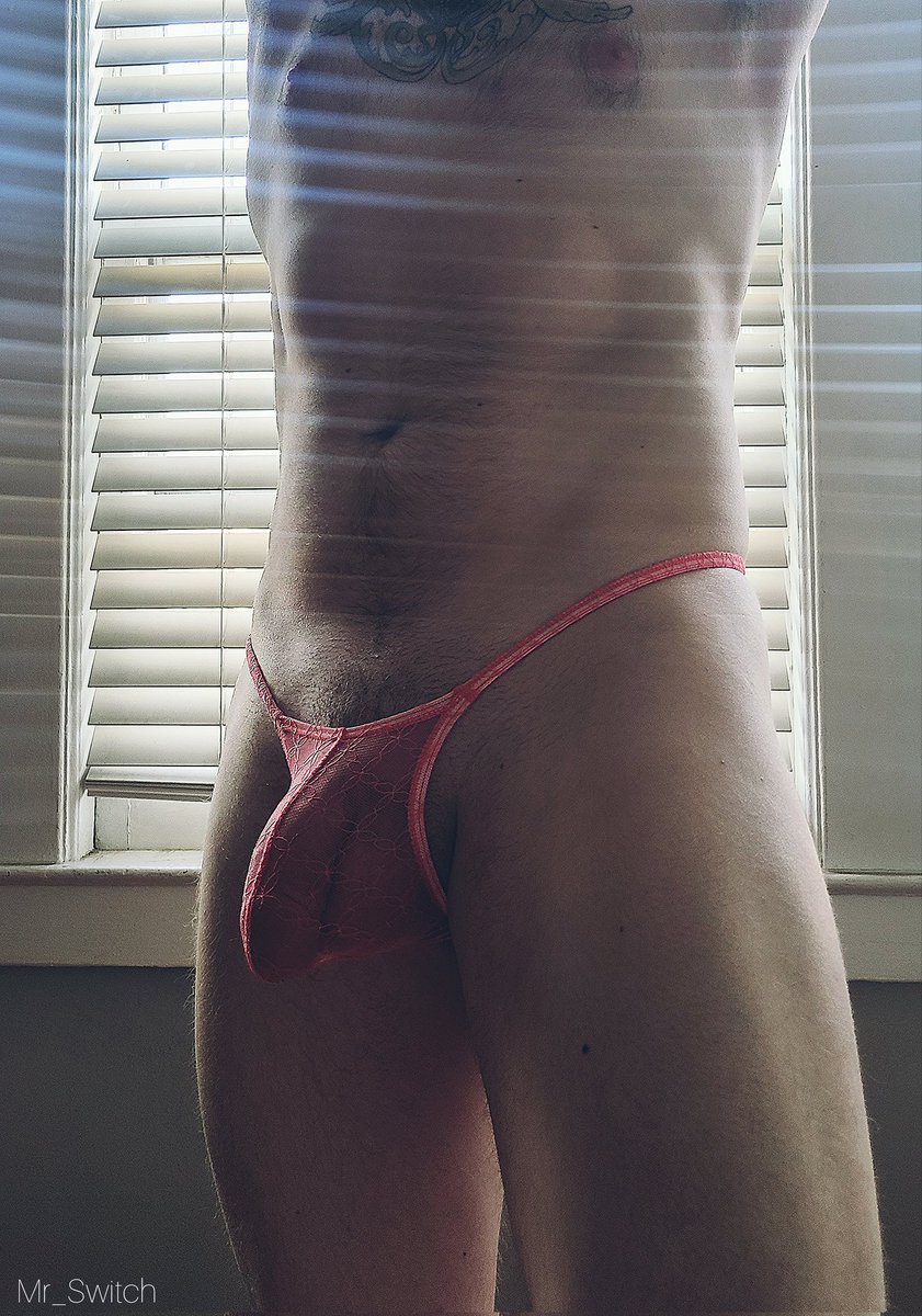 xXMr_SwitchXx's tweet photo. Happy Valentine's Day! ❤️😘
#manthong #bubblebutt #thongbulge #thongfetish #thonger #thongbutt #mensunderwear #menslingerie https://t.co/gA069Q7yw6