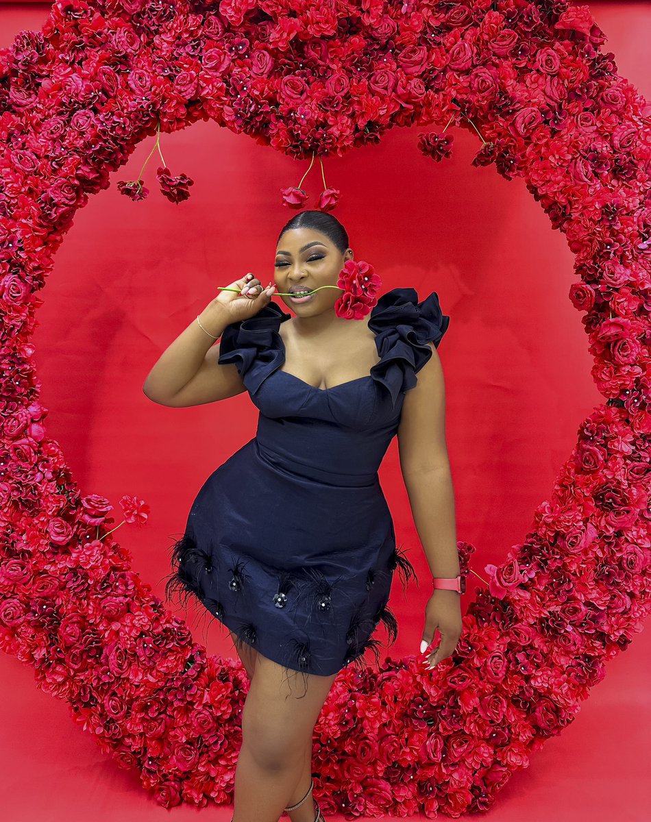 realtoryechi's tweet photo. Name: Onyinye Anusi 
Partners name: Incoming Mr Amazing 
What the Lord has done for me: He kept me sane through this journey called life! It is indeed marvelous in our sight 🥰 
Happy Valentine lovers 

#ValentinesDay #valentinesday2024 https://t.co/HUt6Ar0zX0