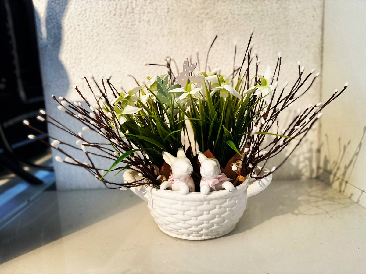 Medvidekpu's tweet image. #velikonoce jo 
Polovice vyrábí 
Zbytečnosti :)