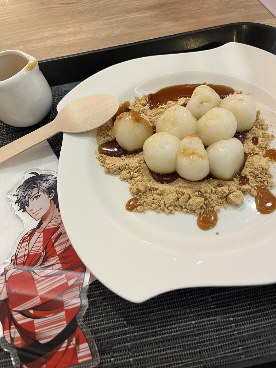 Sanada_Gozen's tweet photo. Happy Valentine’s Day 🥰 kinako date with my deerest ( ・∇・)🧡 https://t.co/boClDe9cs6