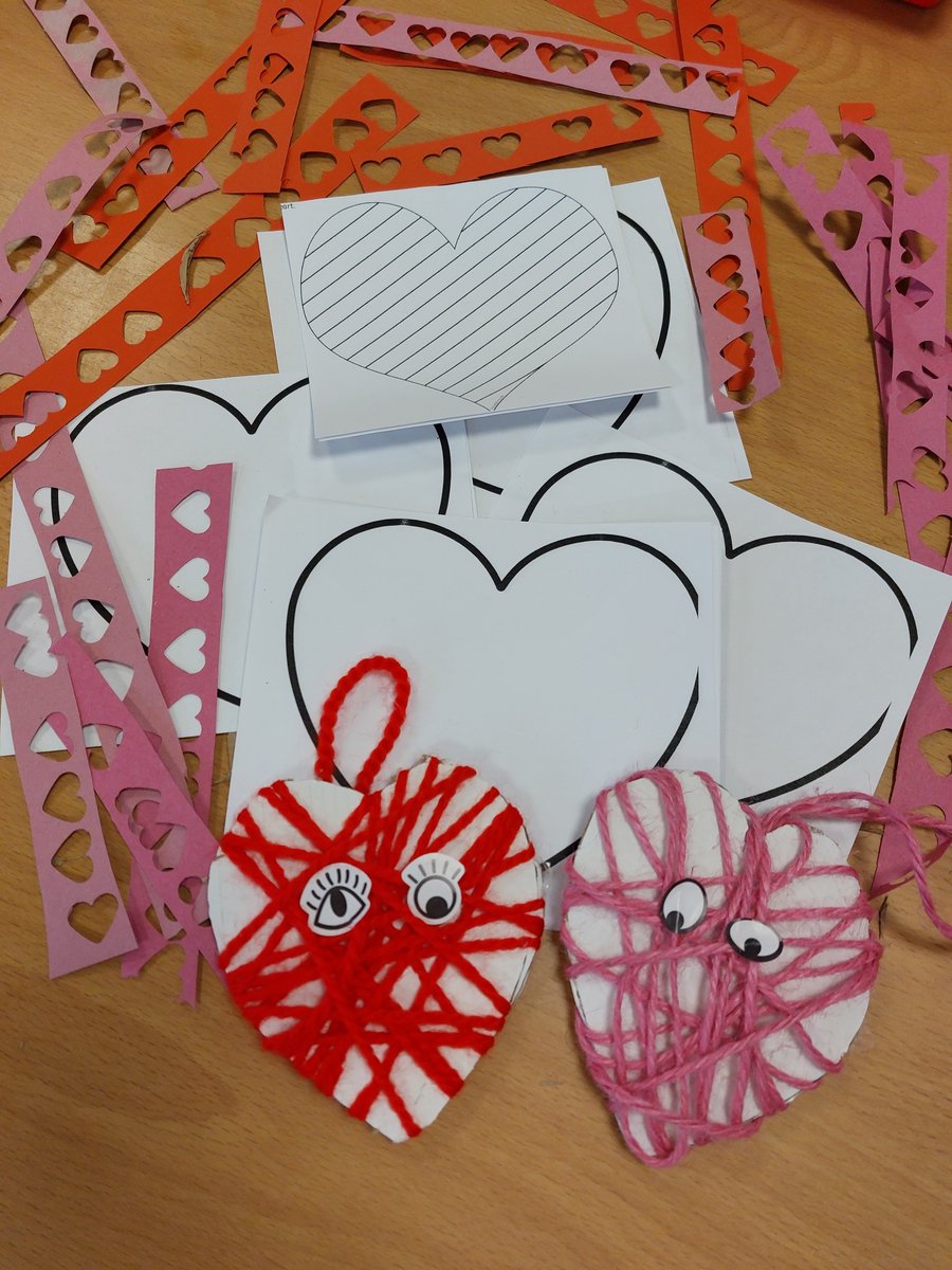 Whitehillsps's tweet photo. #P1B is feeling the love today with our Valentine's Love Bugs. #love #BEST #finemotorskills #Valentine'sDay https://t.co/NrSsFA6LdK