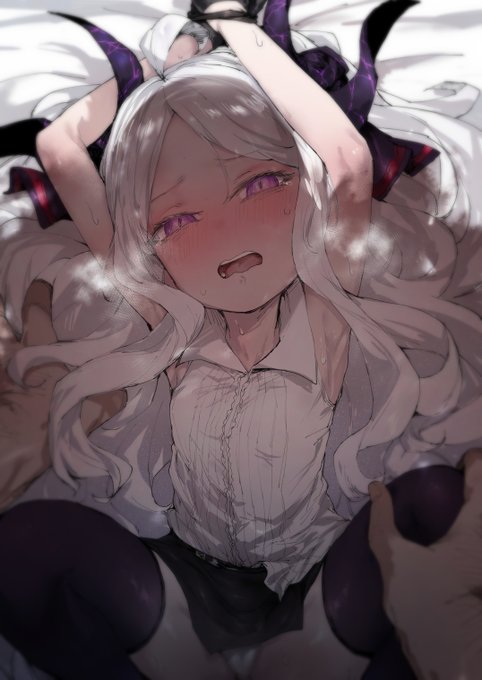 ヒナ本dl版上架申請中
封面有稍微修改 