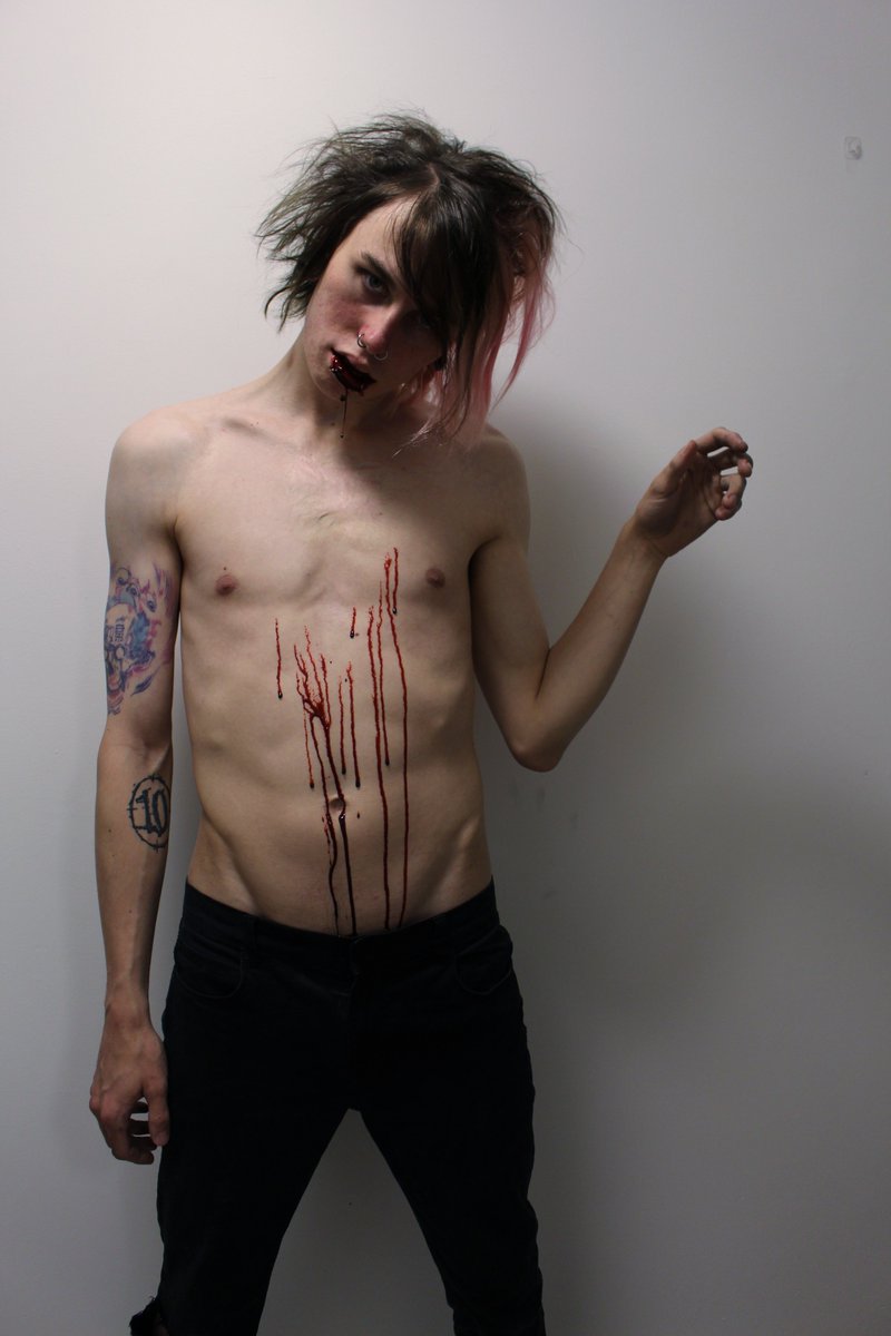 Valentine #ValentinesDay #February14 #altmodel #emo #scene #veiny #drakeleaks #kink #nsfwtwt